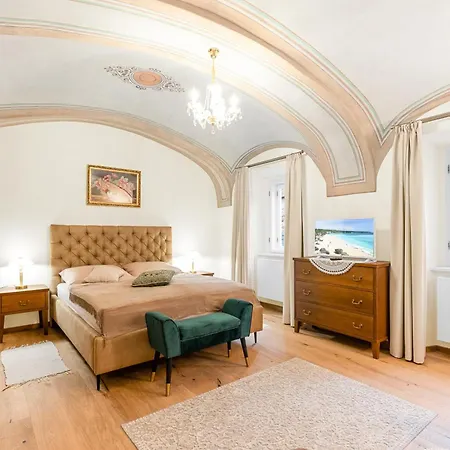 Sv. Floriana דירה