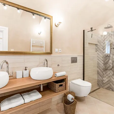 Апартаменты Sv. Floriana *